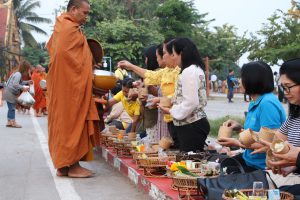 โครงการฝึกอบรมและศึกษาดูงานคณะกรรมการชุมชน