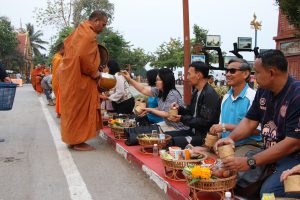 โครงการฝึกอบรมและศึกษาดูงานคณะกรรมการชุมชน