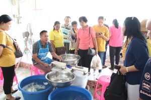 โครงการฝึกอบรมและศึกษาดูงานคณะกรรมการชุมชน