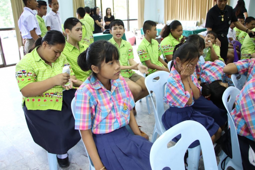 โครงการอบรมโครงการโรงเรียนสีขาวปลอดยาเสพติด