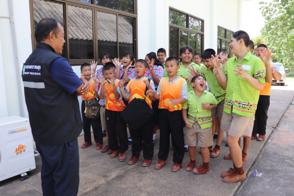 โครงการอบรมโครงการโรงเรียนสีขาวปลอดยาเสพติด