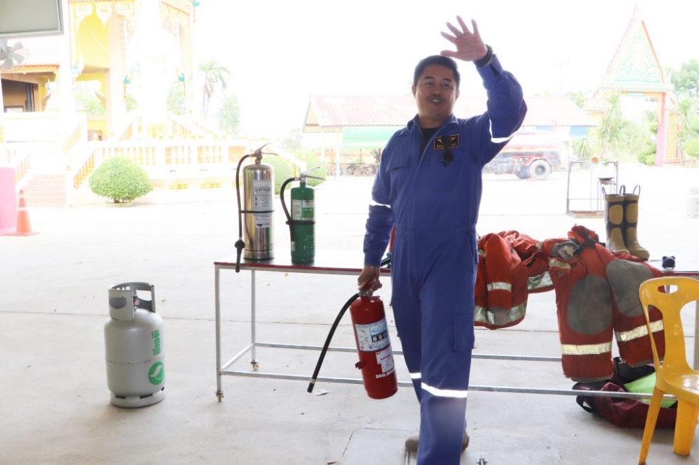 โครงการป้องกันอัคคีภัยและสาธิตการดับเพลิง