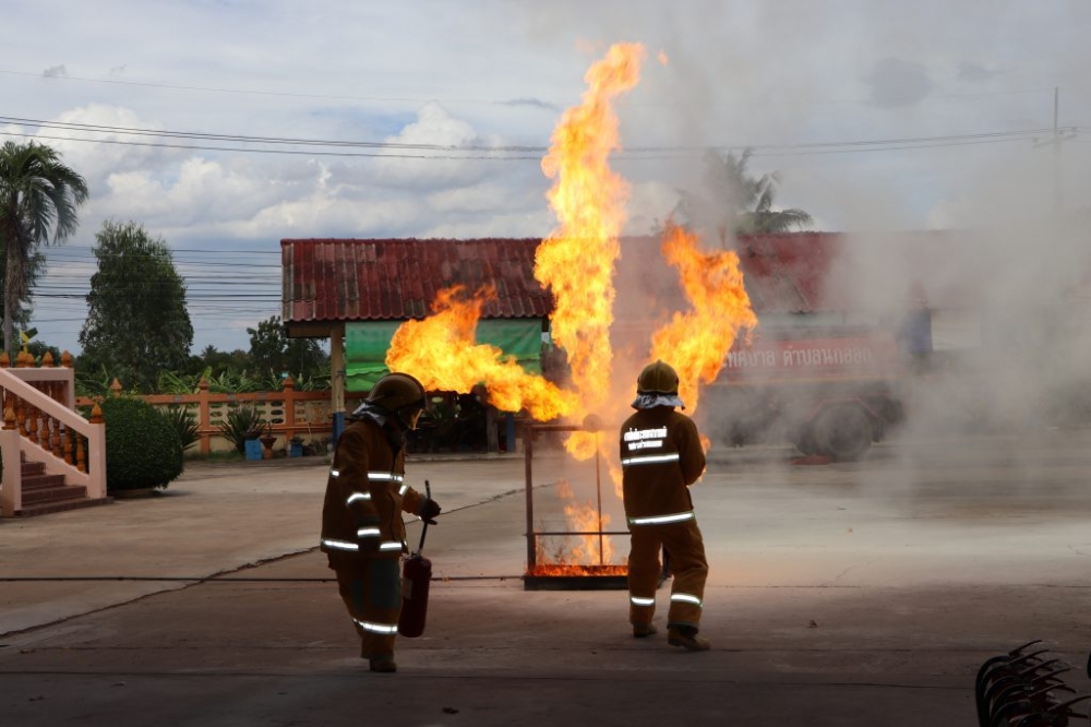 โครงการป้องกันอัคคีภัยและสาธิตการดับเพลิง