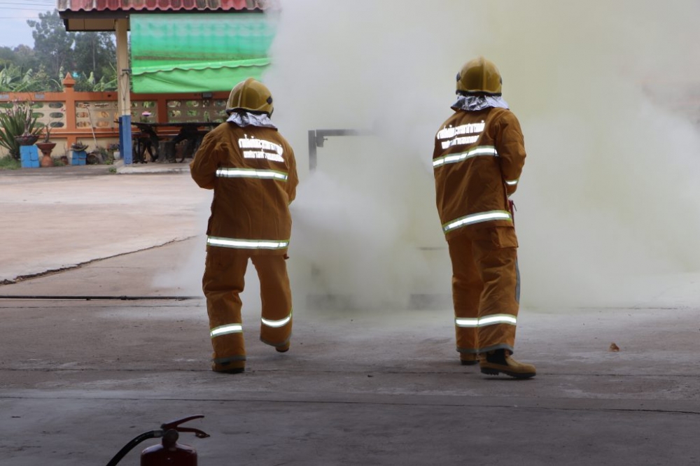 โครงการป้องกันอัคคีภัยและสาธิตการดับเพลิง