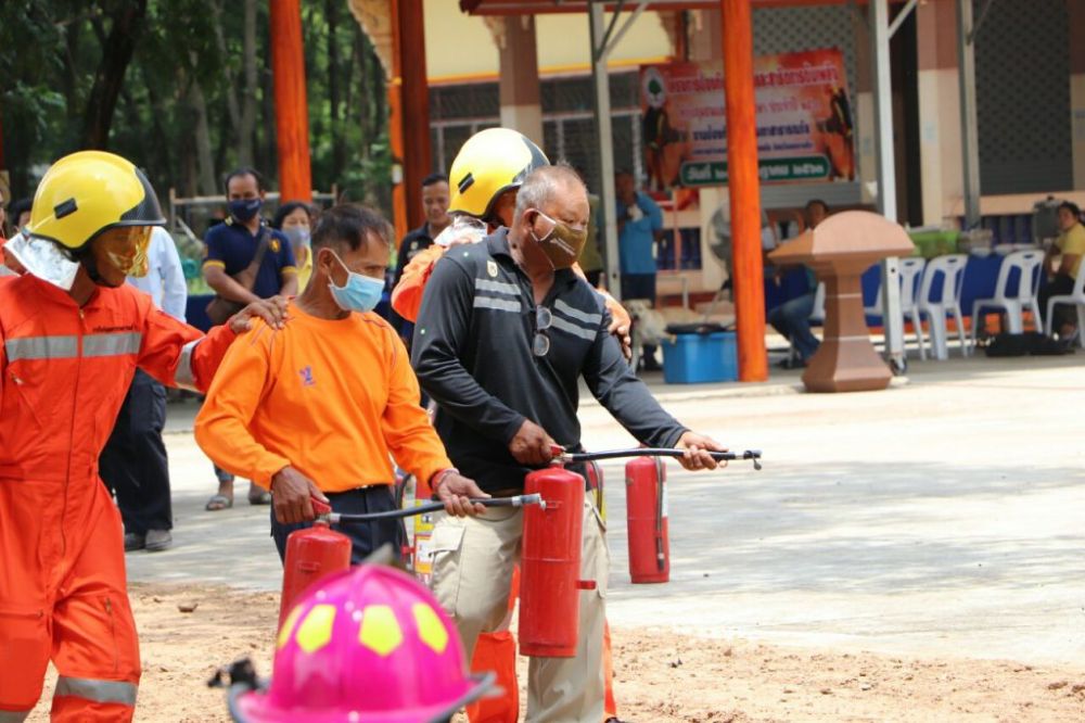 โครงการป้องกันอัคคีภัยและสาธิตการดับเพลิง