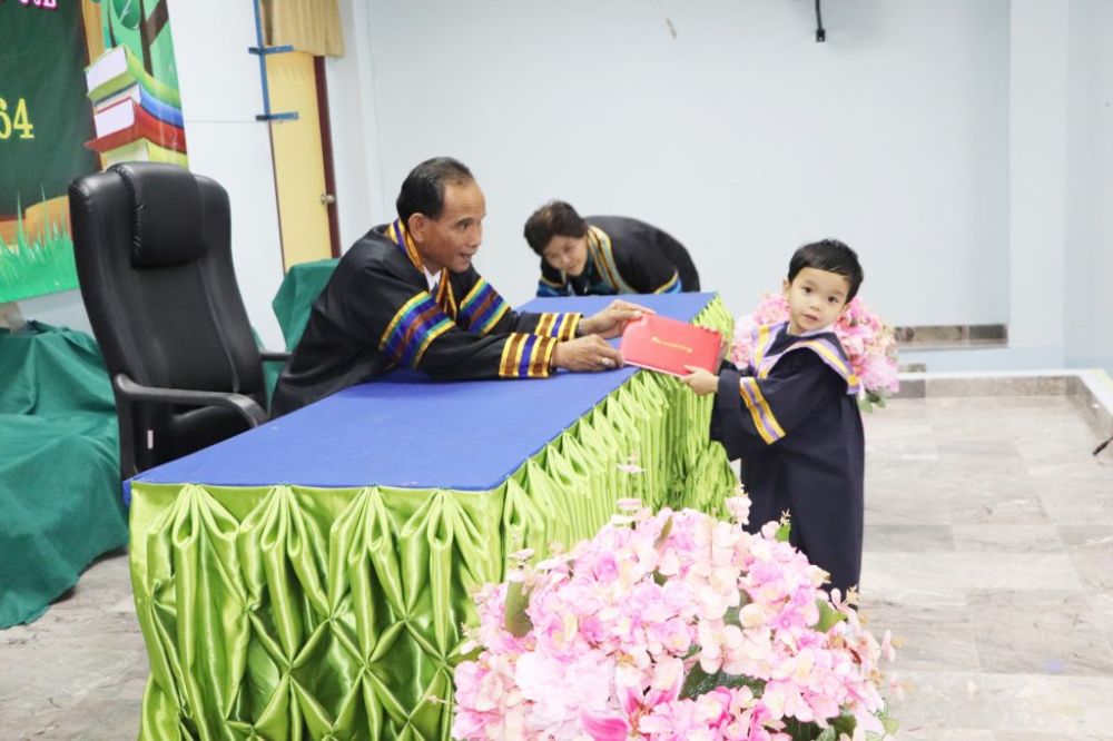 โครงการก้าวแรกแห่งความสำเร็จ64