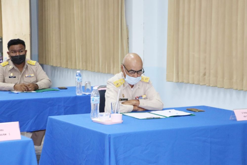 ประชุมสภาเทศบาลตำบลนกออกครั้งแรก