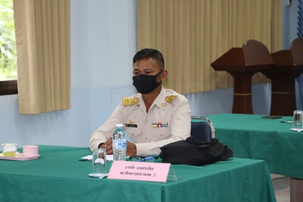 ประชุมสภาเทศบาลตำบลนกออกครั้งแรก
