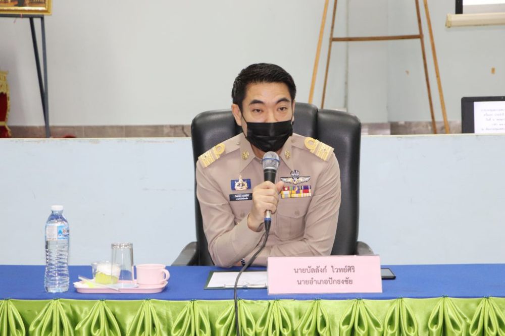 ประชุมสภาเทศบาลตำบลนกออกครั้งแรก
