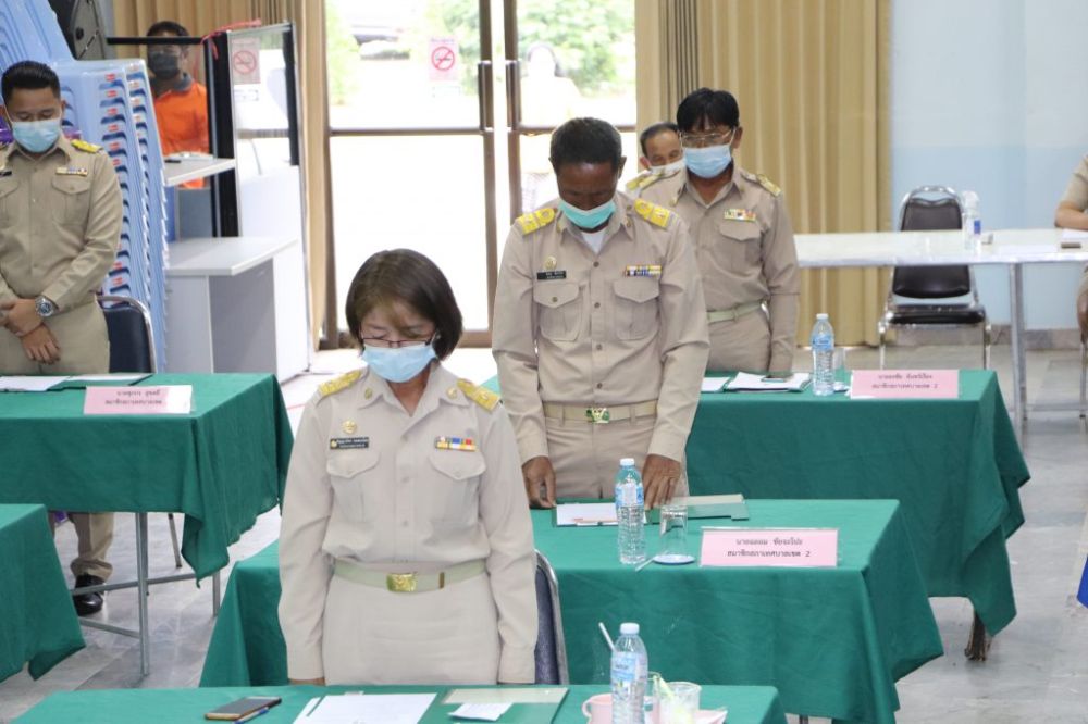 ประชุมสภาเทศบาลตำบลนกออกครั้งแรก
