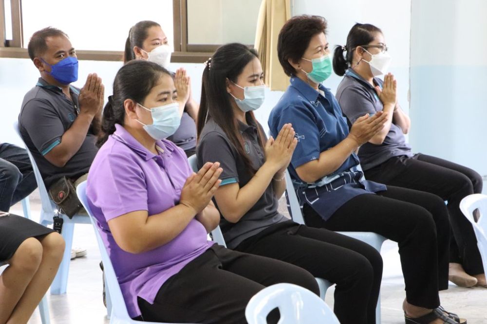 ทำบุญปีใหม่