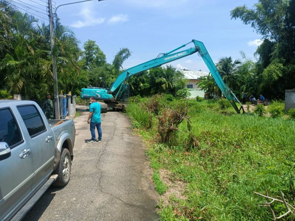 ช่วยเหลือผู้ประสบวาตภัยในพื้นที่