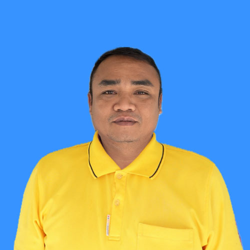 นายวิจารณ์ รักษาวงค์
พนักงานขับรถเครื่องจักรกลขนาดเบา