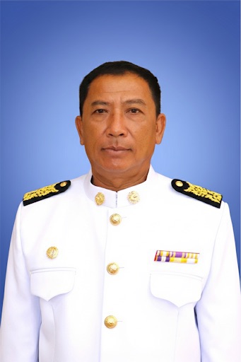 นายเก้า ตรีครบุรี
รองนายกเทศมนตรีตำบลนกออก
